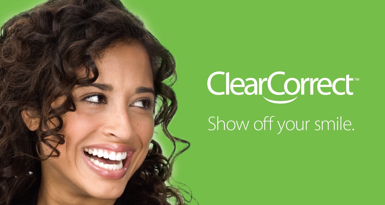 Les coquilles transparentes ClearCorrect sont une alternative performante aux coquilles Invisalign. 